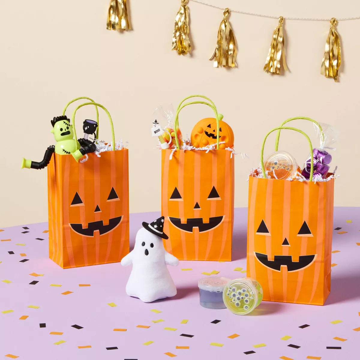 Halloween Ghost Plush Decor- Spritz™