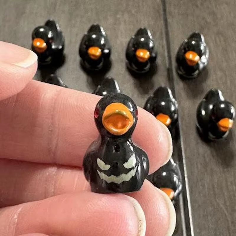 5/10 Pcs Mini Resin Halloween Duck Miniatures Figurines, DIY Fairy Crafts Project Micro Landscape Ornament Accessories Supplies
