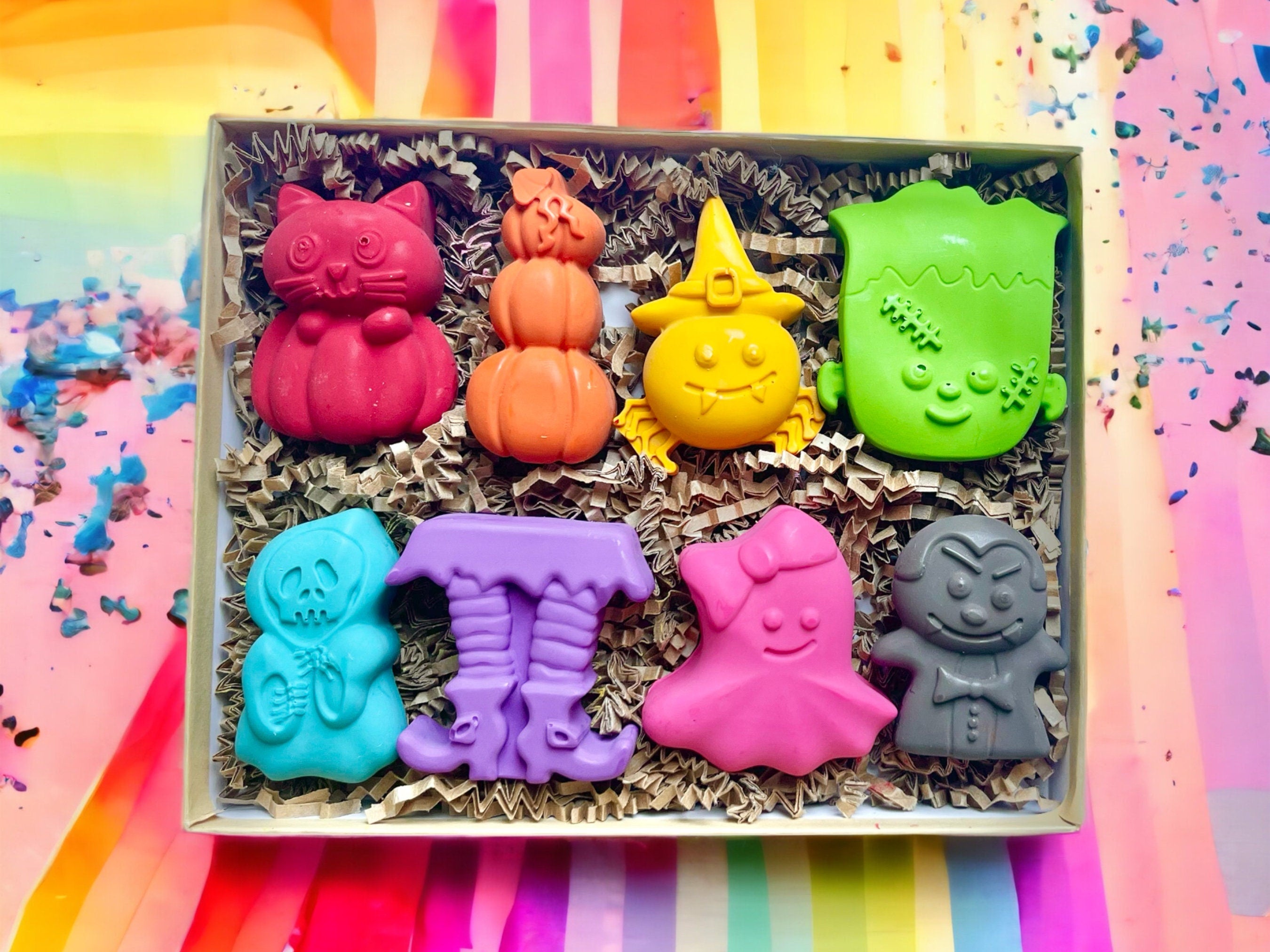 Halloween Crayons - Kids Halloween Gifts - Halloween Kids Gifts - Halloween Gifts for Kids - Boo Basket Stuffer - Halloween Party Favors